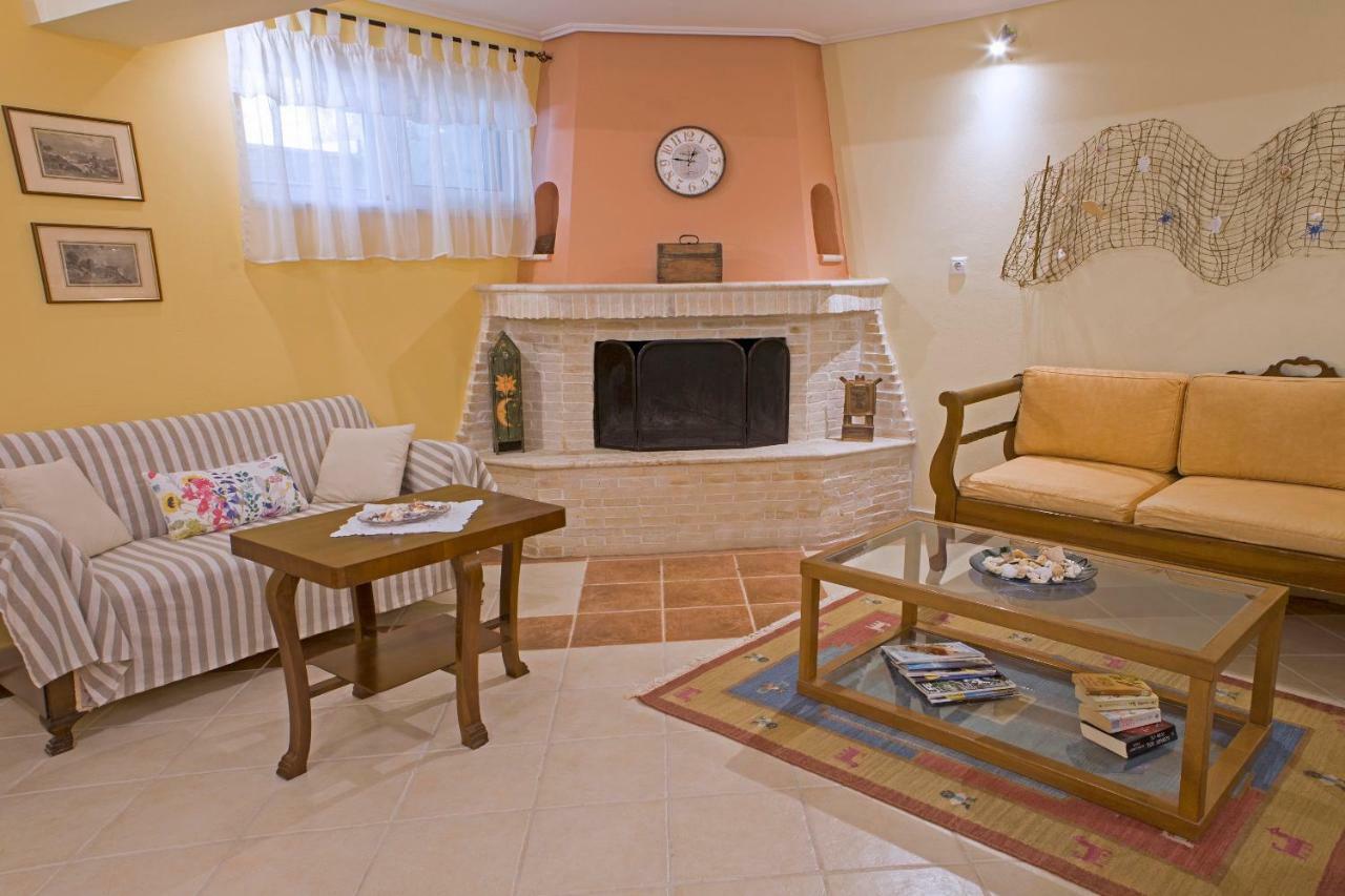 Remezzo Apartments Akrogiali Camera foto